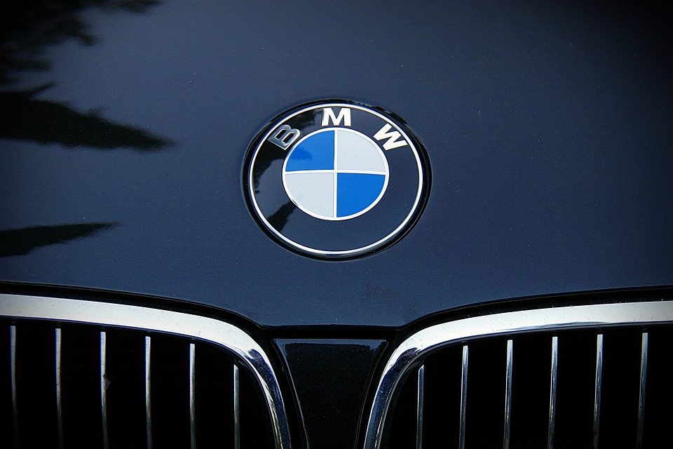 bmw-logo_bayerische-motoren-werke-ag_vehicle-safety-recall_takata-airbag